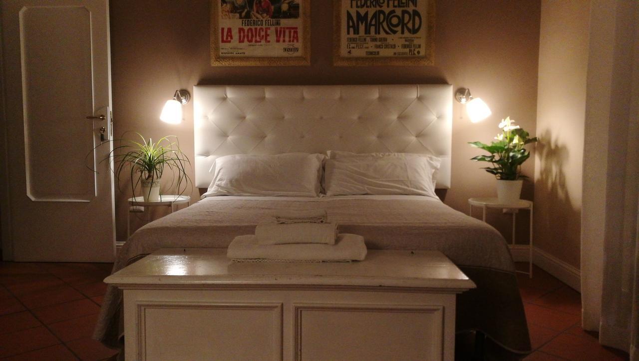 Bed Morelli 49 , Chiaia Naples Exterior photo
